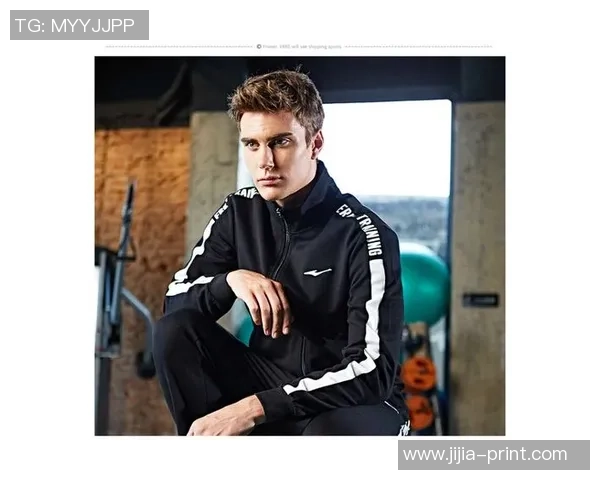 老男人足球明星卫衣时尚潮流解析引领运动风尚新风潮