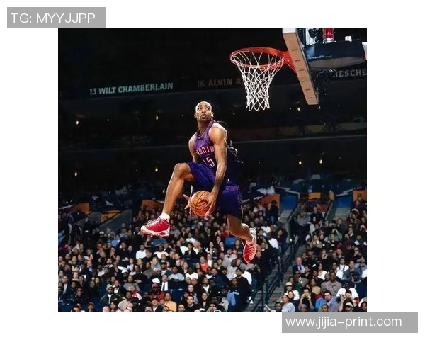 能扣篮的足球明星们如何在球场上展现惊人技巧与运动魅力